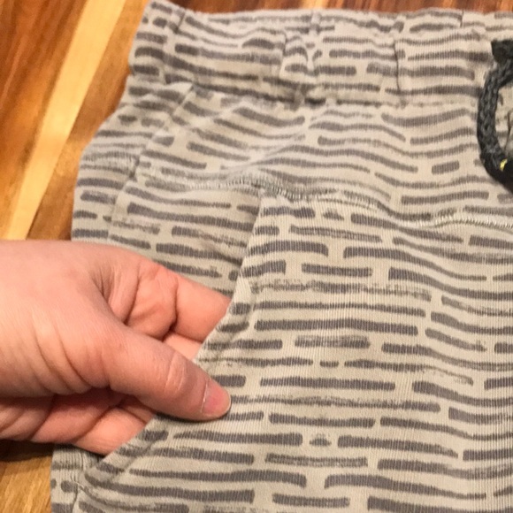 Boy’s Size 10 Zara 100% Cotton Bundle: Graphic “London” T-shirt & Terry Short - Picture 9 of 10